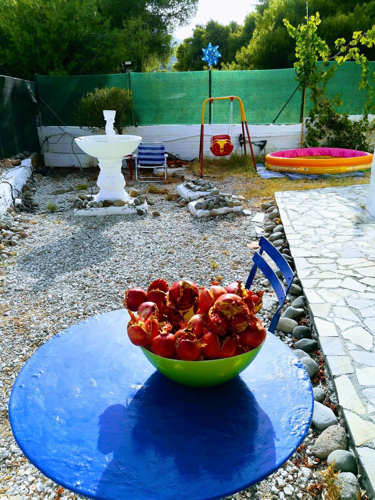 Eri Studios Agia Marina  Buitenkant foto