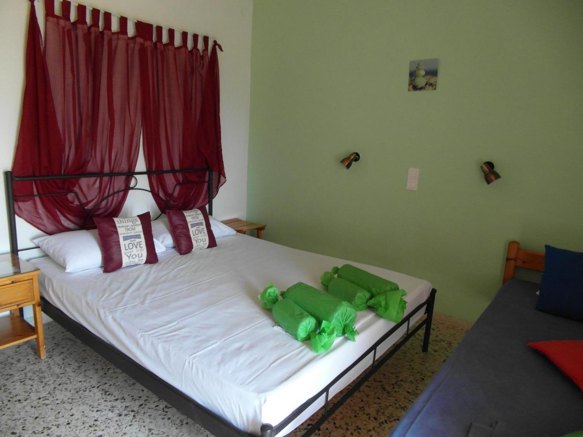 Eri Studios Agia Marina  Kamer foto