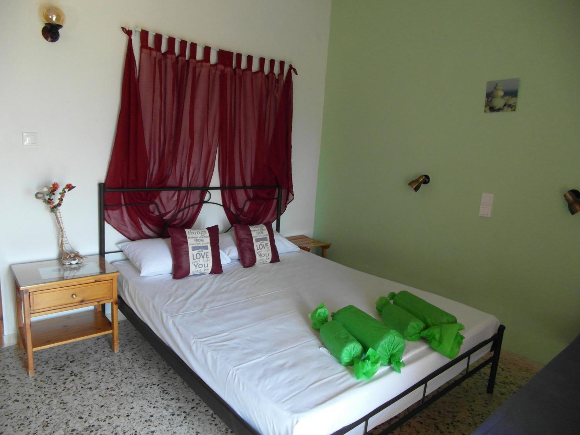 Eri Studios Agia Marina  Kamer foto