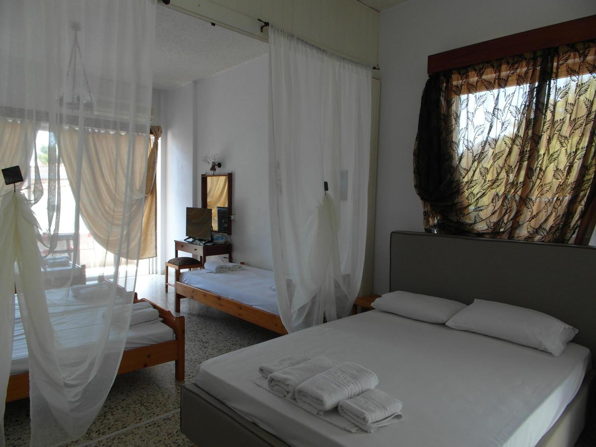 Eri Studios Agia Marina  Kamer foto