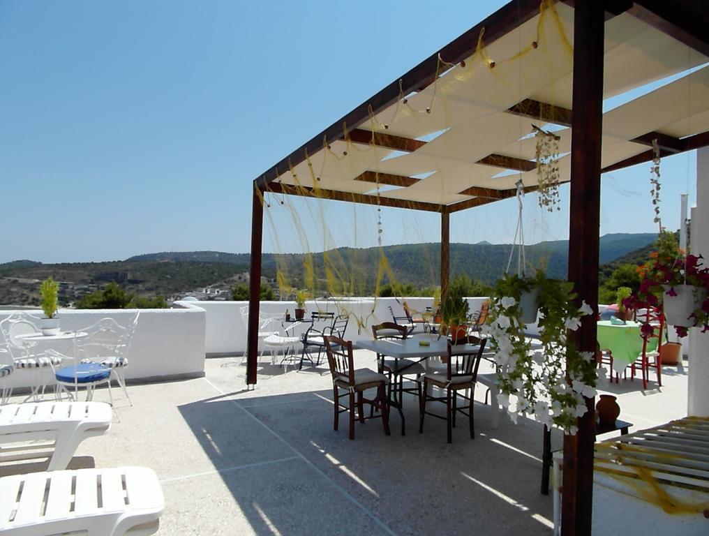 Eri Studios Agia Marina  Buitenkant foto